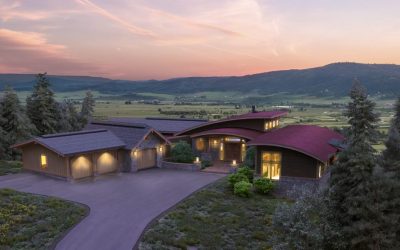 Sunset Retreat Brings Best of Colorado Mountain Living to Your Doorstep